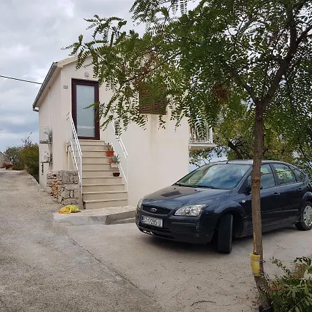 Masha Brac Bobovisca